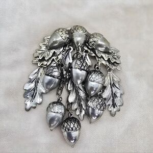 Acorn And Oak Leef Brooch Symbolic fertility, growth, fresh starts and potential